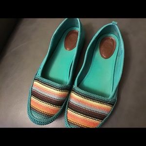 Ladies 9.5 slip on loafer.